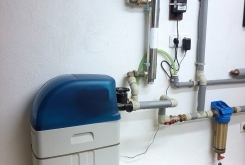 AquaSoftener water softener for family house + coarse dirt filter and UV lamp for bacteria removal
