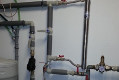UV lamp for water disinfection